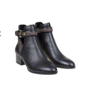 MICHAEL KORS Britton ankle boots